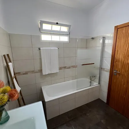 Spring House Al * أركو دا كالهيتا